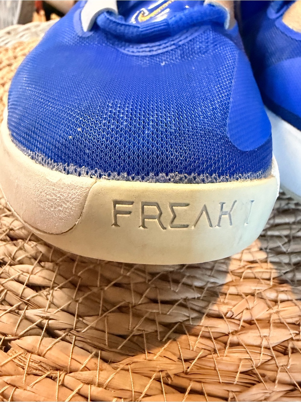 Nike Freak 1 Greece Zoom Men's Athletic Sneakers View 4
